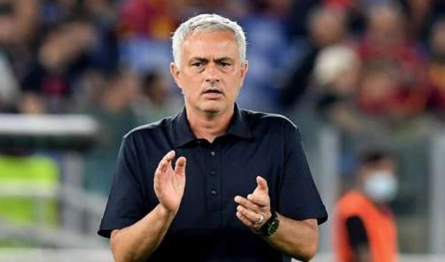 穆里尼奥:每天去教堂祈祷别有受伤 胜利才能开心